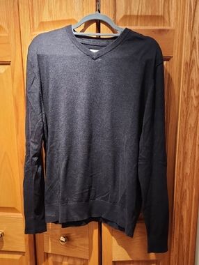 St. John's Bay Men's V-Neck Sweater - Navy